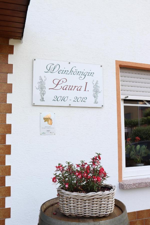 Weingut Und Gaestehaus Wolfgang Beth Kinheim Экстерьер фото